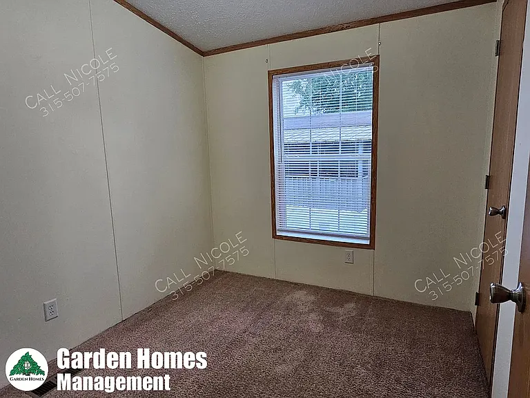 230 Maverick Ln — Photo 11
