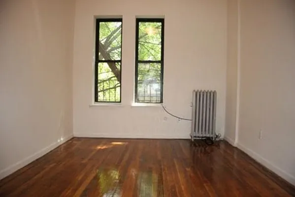 Rented by Lang Realty LLC | media 15