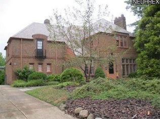 18227 Van Aken Blvd, Shaker Heights, OH 44122