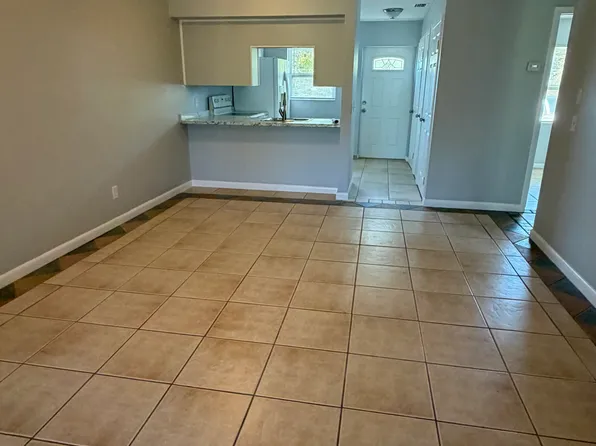 700A Bowman Ter #A, Pt Charlotte, FL 33953