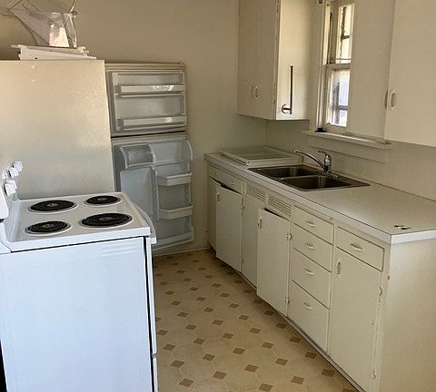 3rd image of 1410 Norris Ave #2