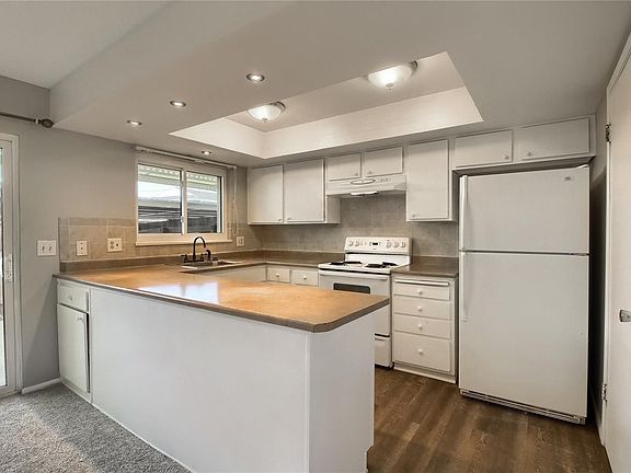 5th image of 9076 E Nassau Ave