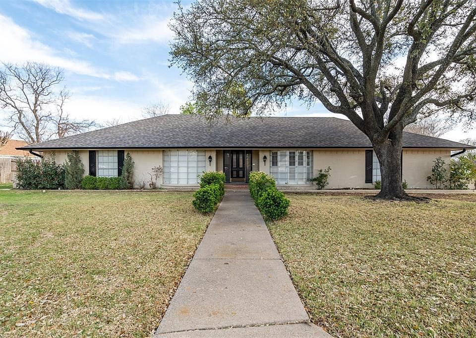 1st image of 4408 Squire Ct