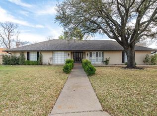 4408 Squire Ct, North Richland Hills, TX 76180