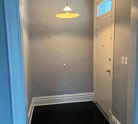 3rd image of 1511 Engelholm Ave