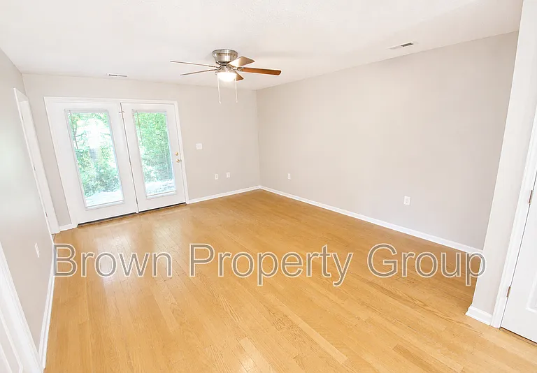303-101 Hinsdale Ave — Photo 7