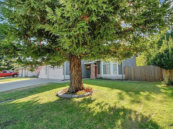 4th image of 711 Scirocco Dr