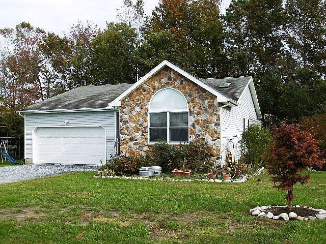 1st image of 38417 Hemlock Dr