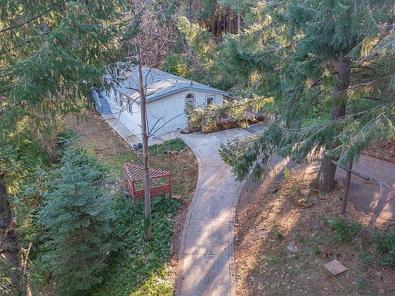 2nd image of 5296 Andrews Ln