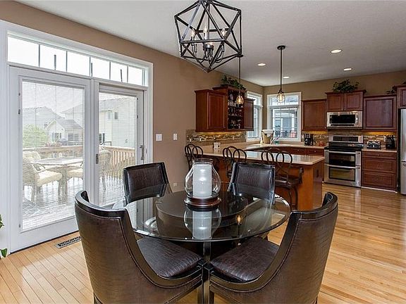 5th image of 2055 Sugar Creek Dr
