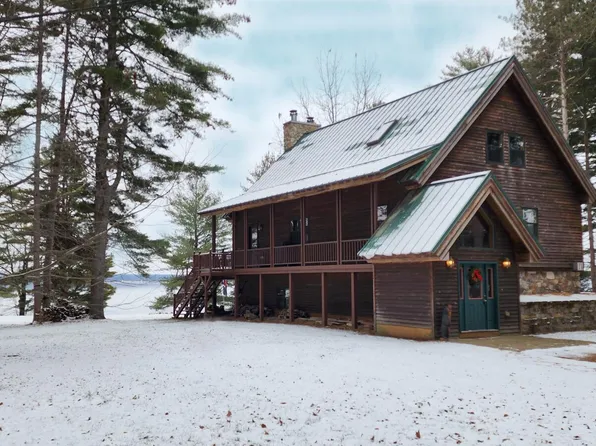 128 Chelby Lane, Mayfield, NY 12117