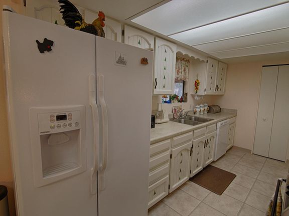 5th image of 4956 Oak Dr
