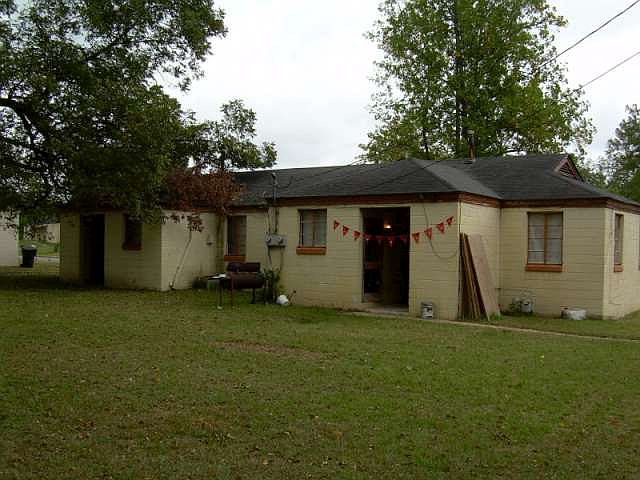 2nd image of 1515 Malone Dr