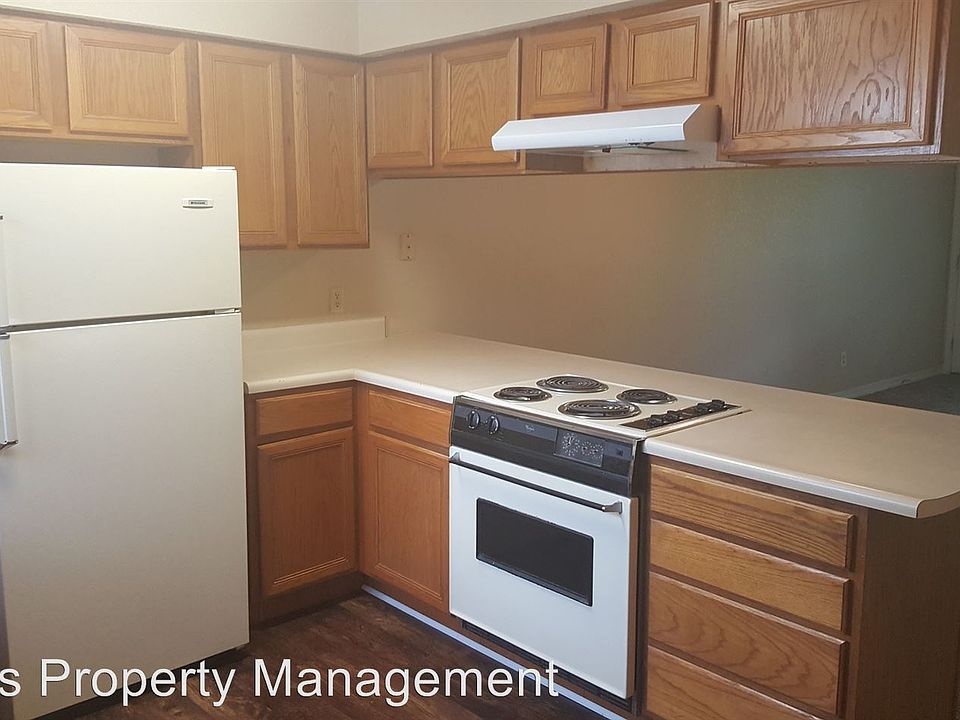 1st image of 1 Church Dr APT 3