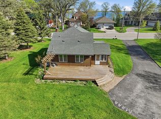 264 Lake Ave S, Spicer, MN 56288