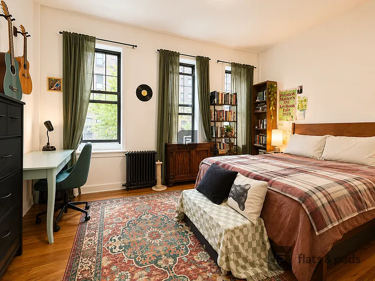 1689 Carroll St #1F — Photo 1