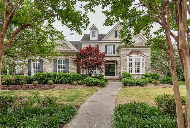 1st image of 528 Brennan Ln