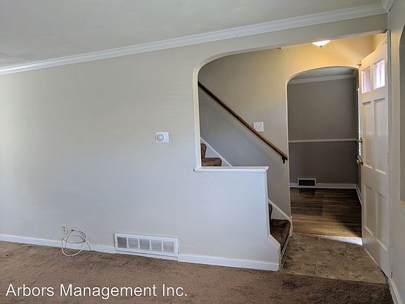 2nd image of 3806 Greensburg Pike