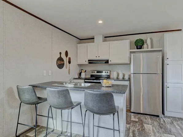 405 Woodland Heights Ter #405, Rhinelander, WI 54501