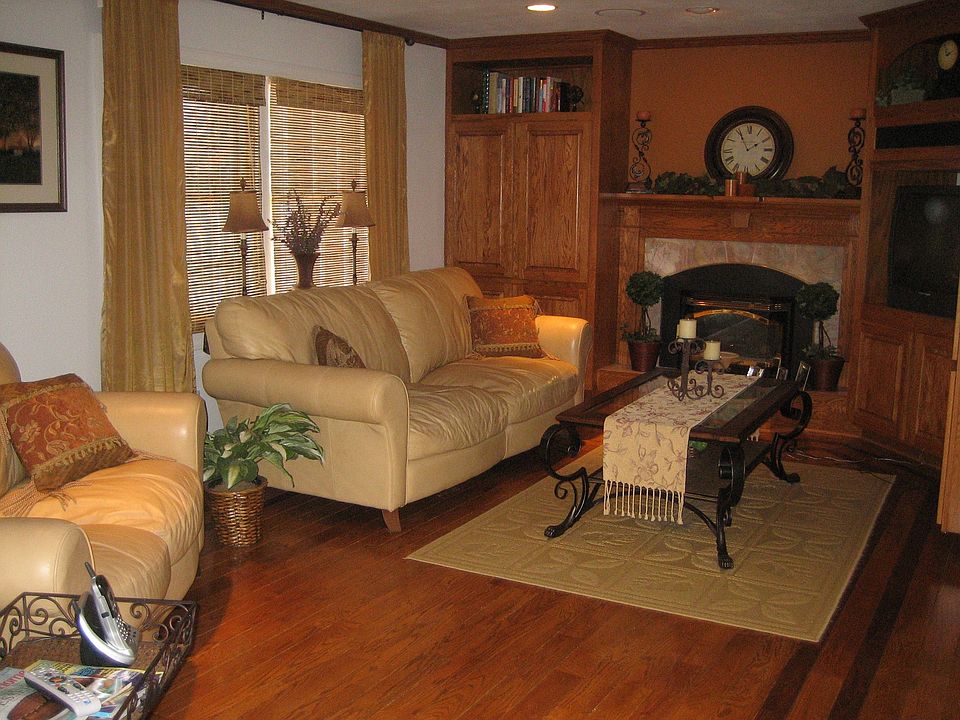 Warm & inviting family room