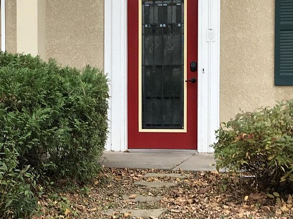 2nd image of 1137 Cliffwood Ln