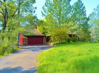 8000 Calle De Gato St, Redding, CA 96001