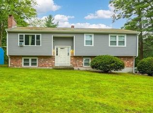 8 Pine Ridge Dr, Oxford, MA 01540