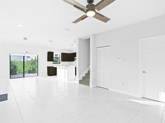 2nd image of 4702 Santa Cruz Way #4702