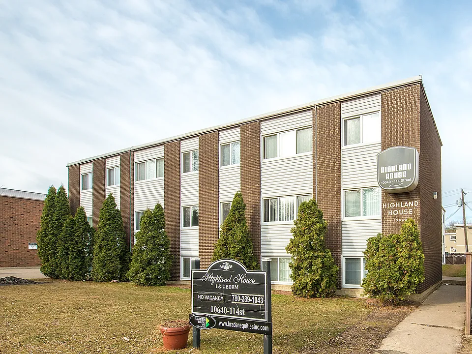 10640 114th St NW