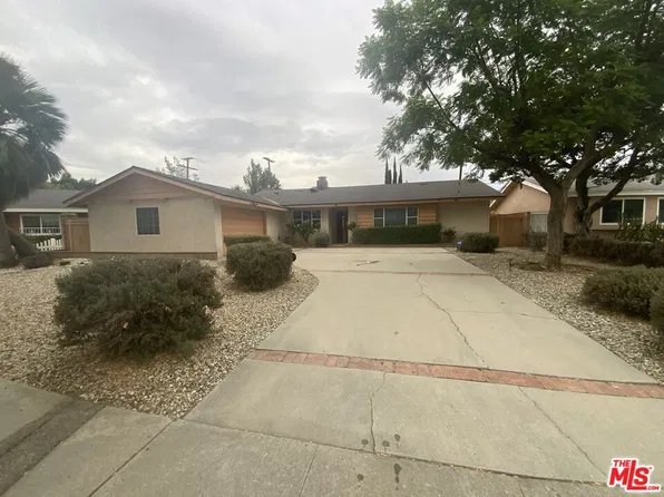 16317 Los Alimos St, Granada Hills, CA 91344