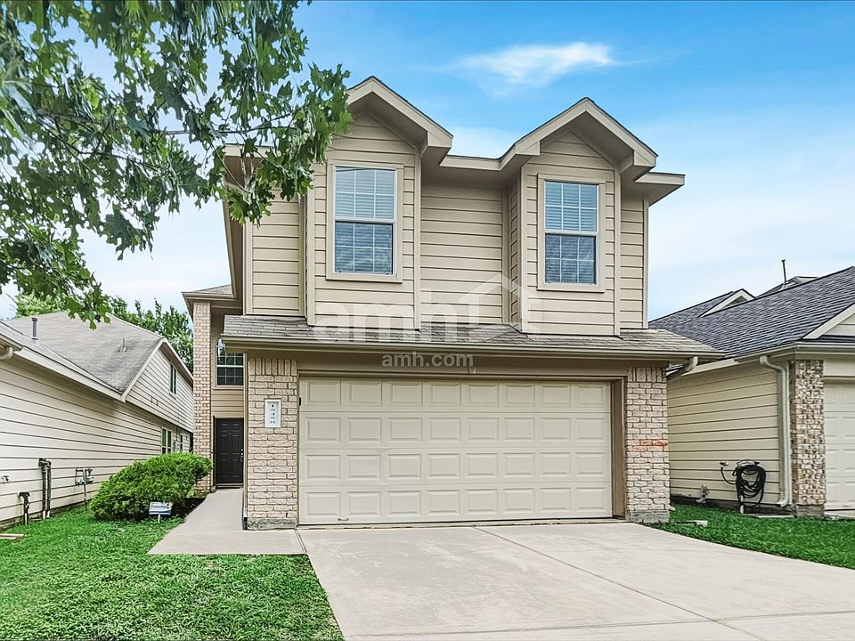 1st image of 15458 Bammel Oaks Ct