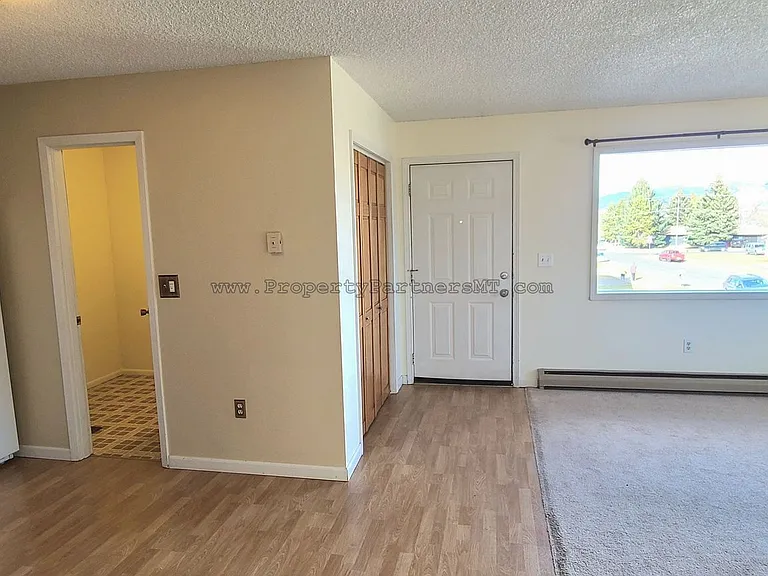 413 S 20th Ave — Photo 23