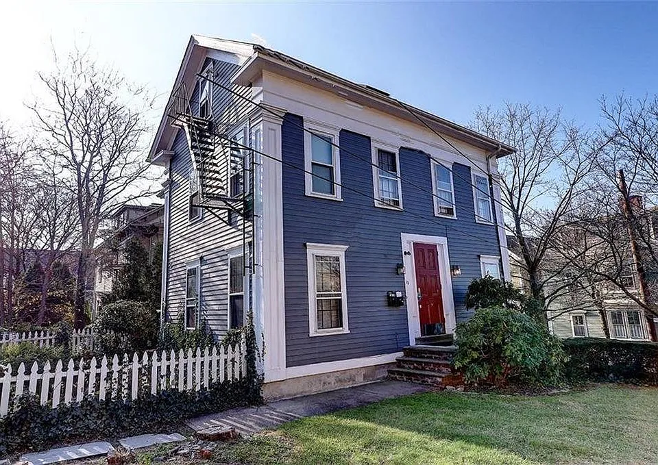 19 Benefit St #1