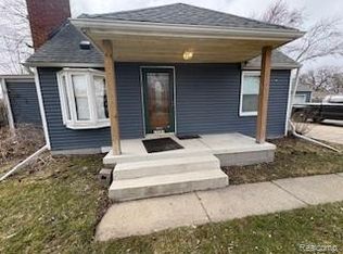 29281 McDonald St, Roseville, MI