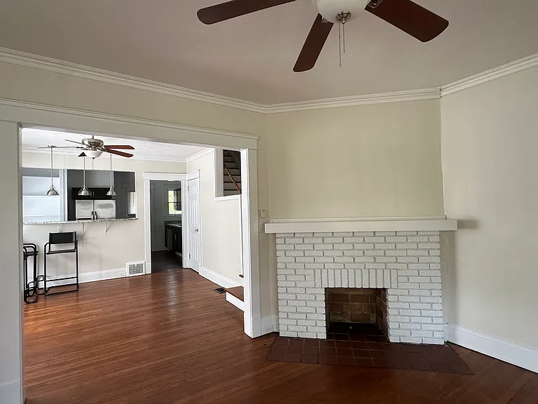 1672 Belmar Rd — Photo 5