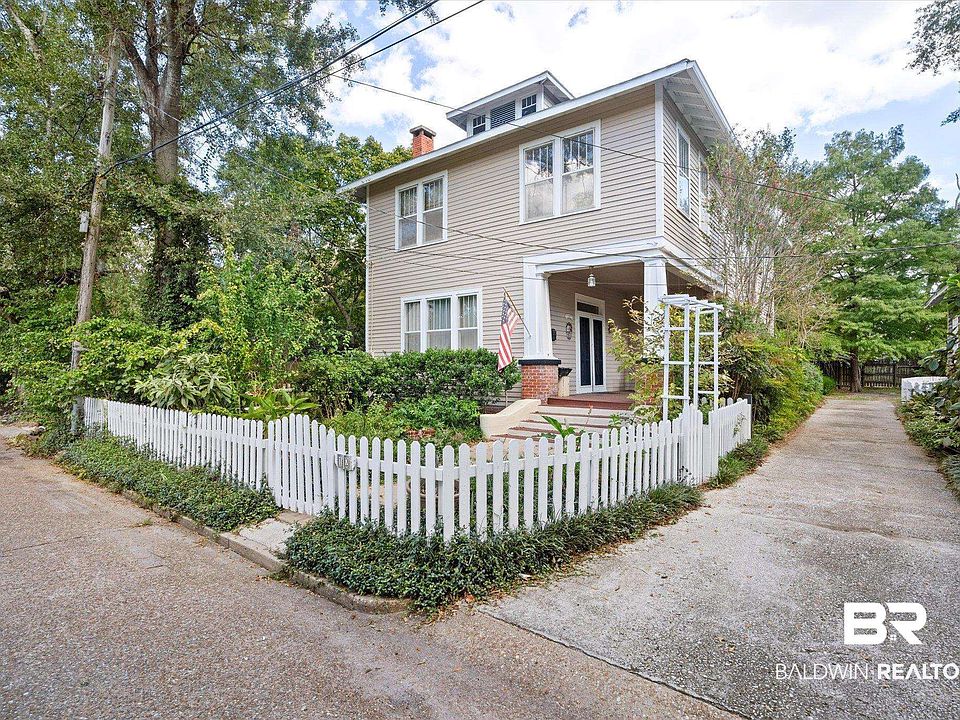 1st image of 12 Lebaron Ave