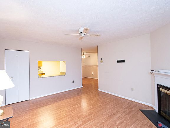 5th image of 408 Aurora St #408