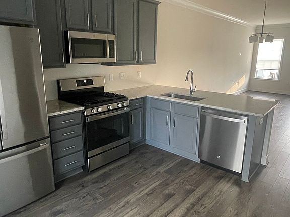 4th image of 5513 Coopers Walk Ln