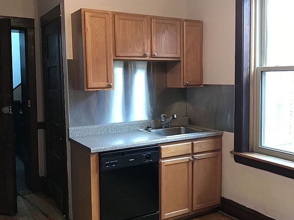 2R Kitchen 2