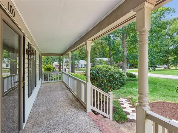 100 Accomac Turning, Yorktown, VA 23693