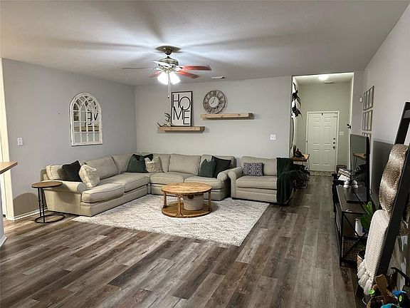 3rd image of 19807 River Breeze Dr