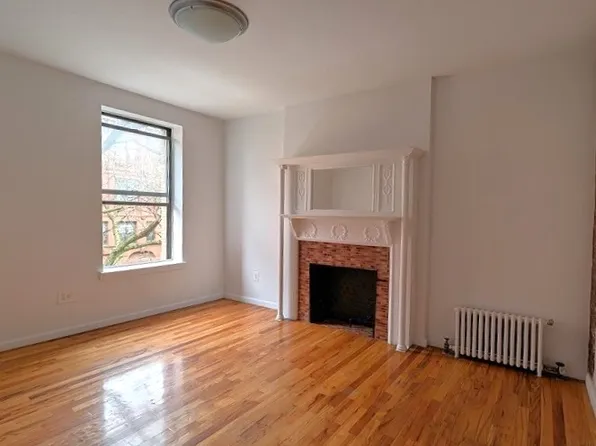 160 West 118th Street image 1 of 11