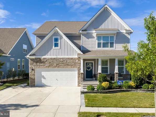 51 Ashburn Ave, Manahawkin, NJ 08050