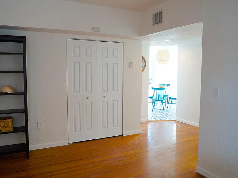 7207 Bay Dr #15 — Photo 12