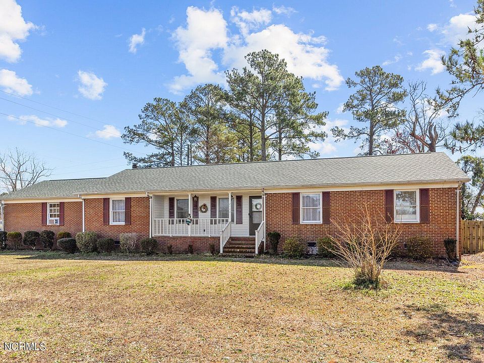 1st image of 2400 S Lakeview Drive