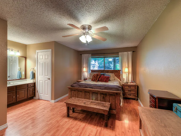 7839 Dove Flight St — Photo 12