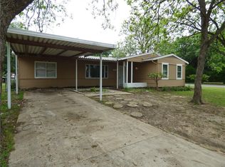 549 Highland Dr, Arlington, TX 76010