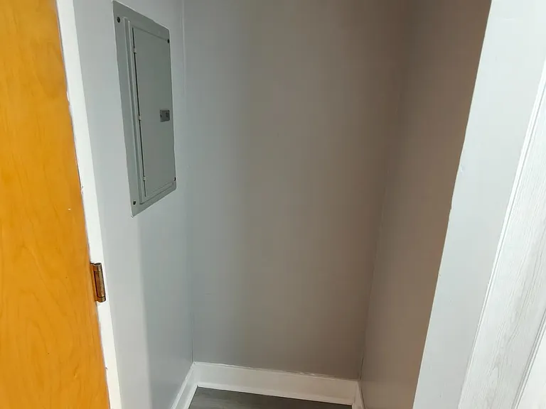 1020 Hamilton St #11 — Photo 11