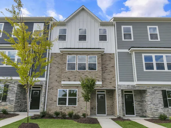 806 Washington St, Fuquay Varina, NC 27526