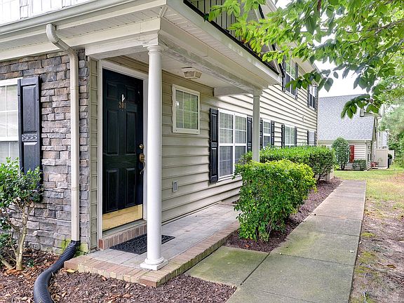 4th image of 201 Desmonde Ln